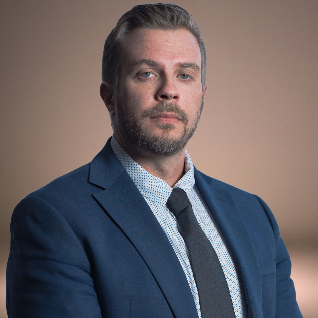 Derek Bushman Photo